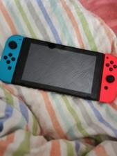 Nintendo Switch Konsole mit Joy-Con - Neon-Rot/Neon-Blau/Grau